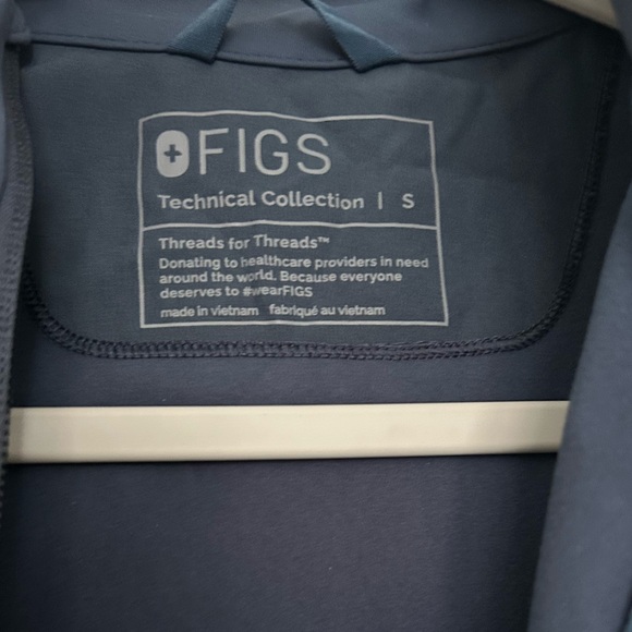 Figs Jacket - Picture 3 of 5